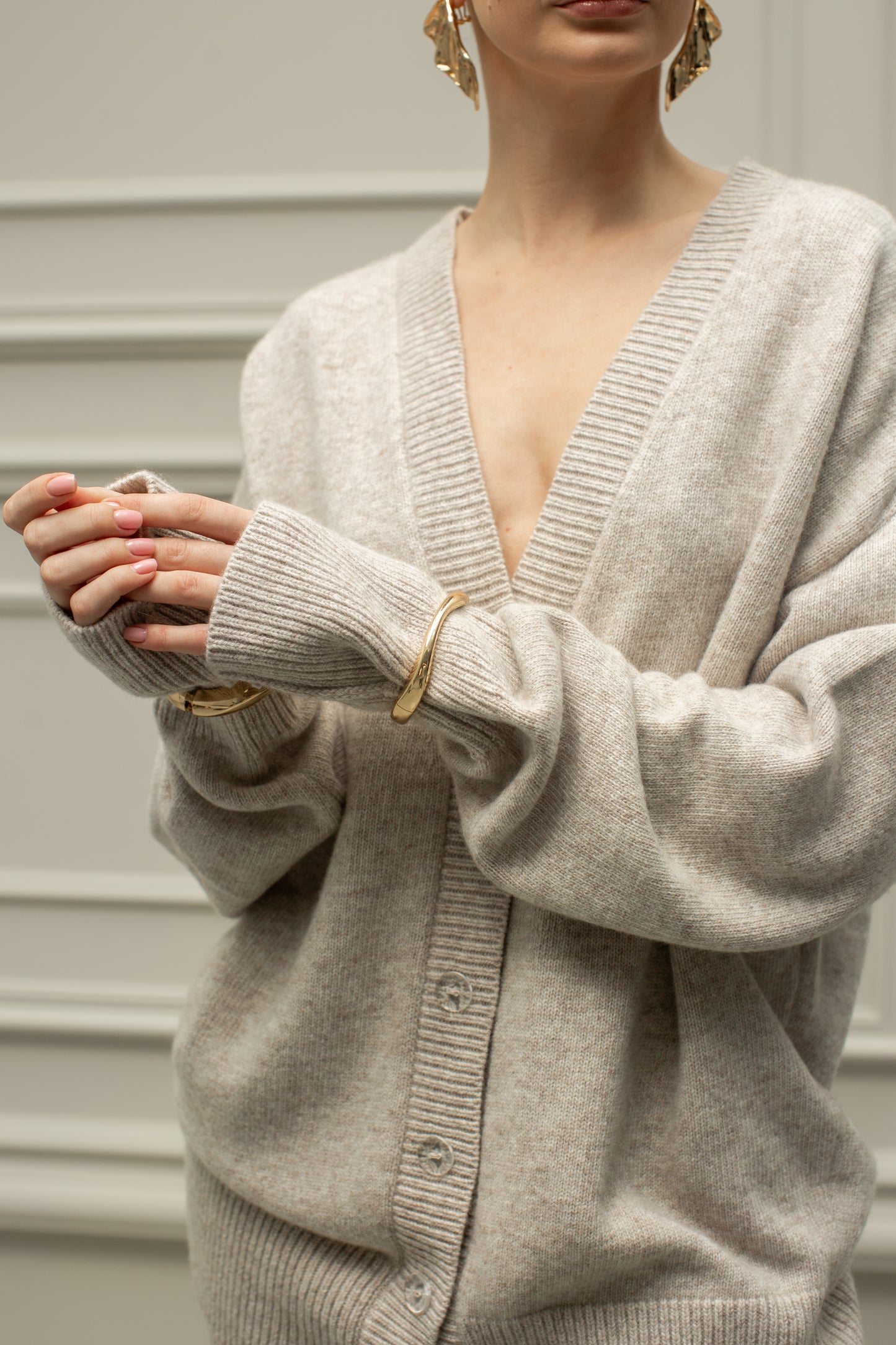 Комплект з вовни ягня кардиган на ґудзиках і брюки, світло-бежевий меланж    66821415