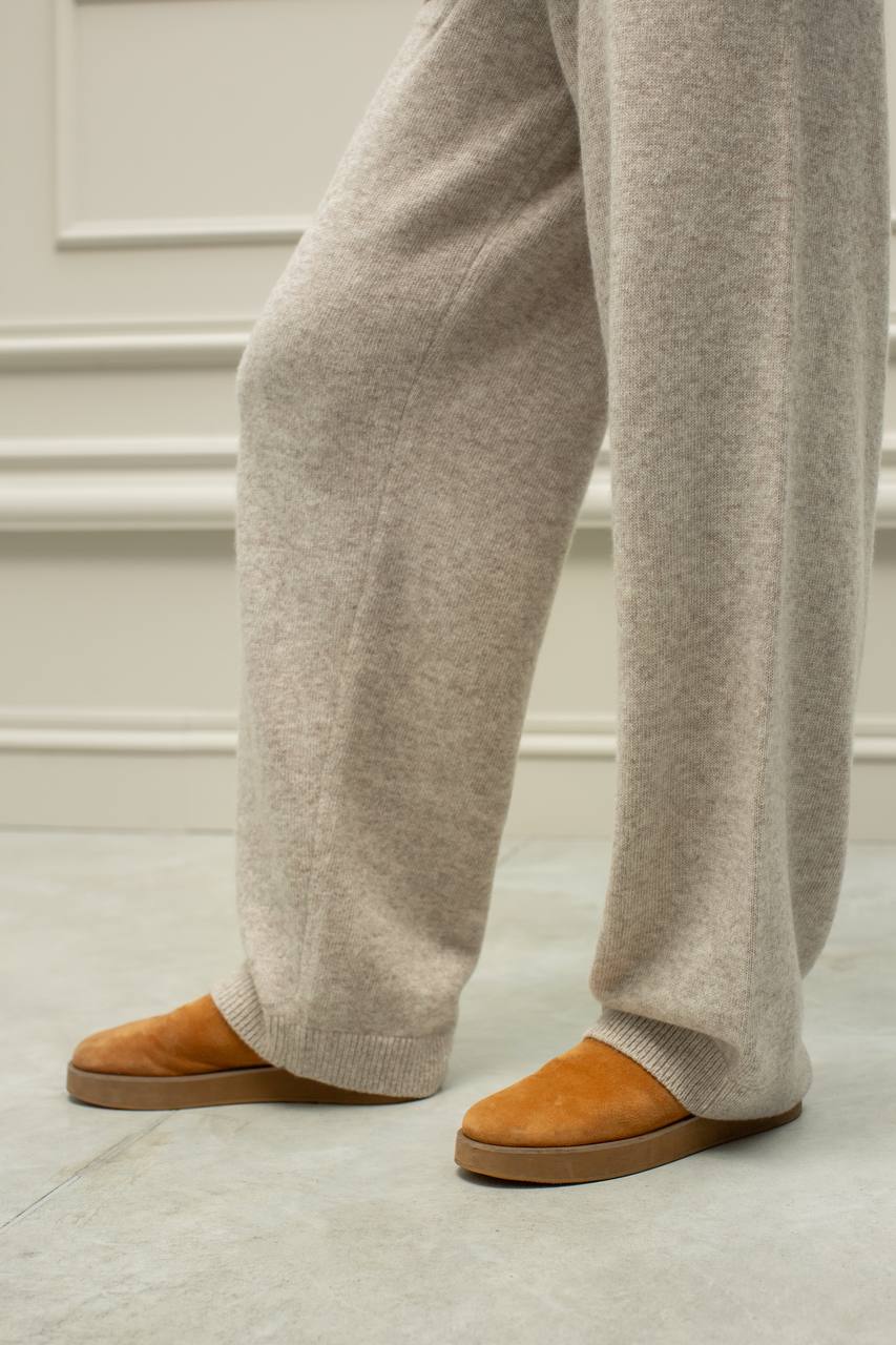 Комплект з вовни ягня кардиган на ґудзиках і брюки, світло-бежевий меланж    52815692