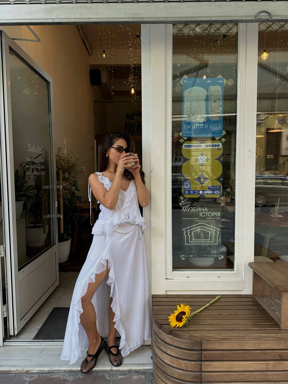 Сукня з шифону з рюшами і воланами, біла    37183213