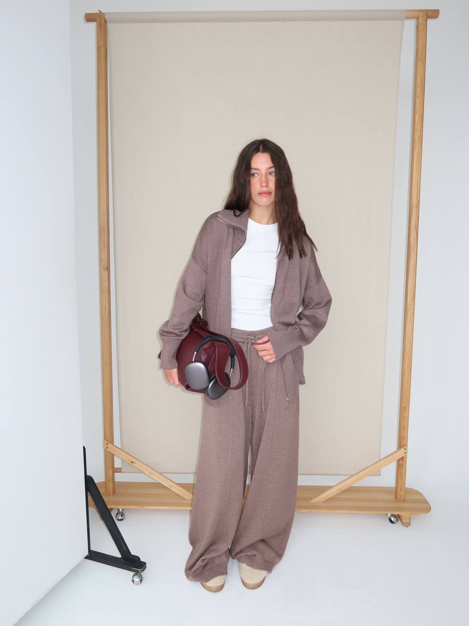 Комплект з бавовни кардиган на блискавці і брюки, мокко    64238769