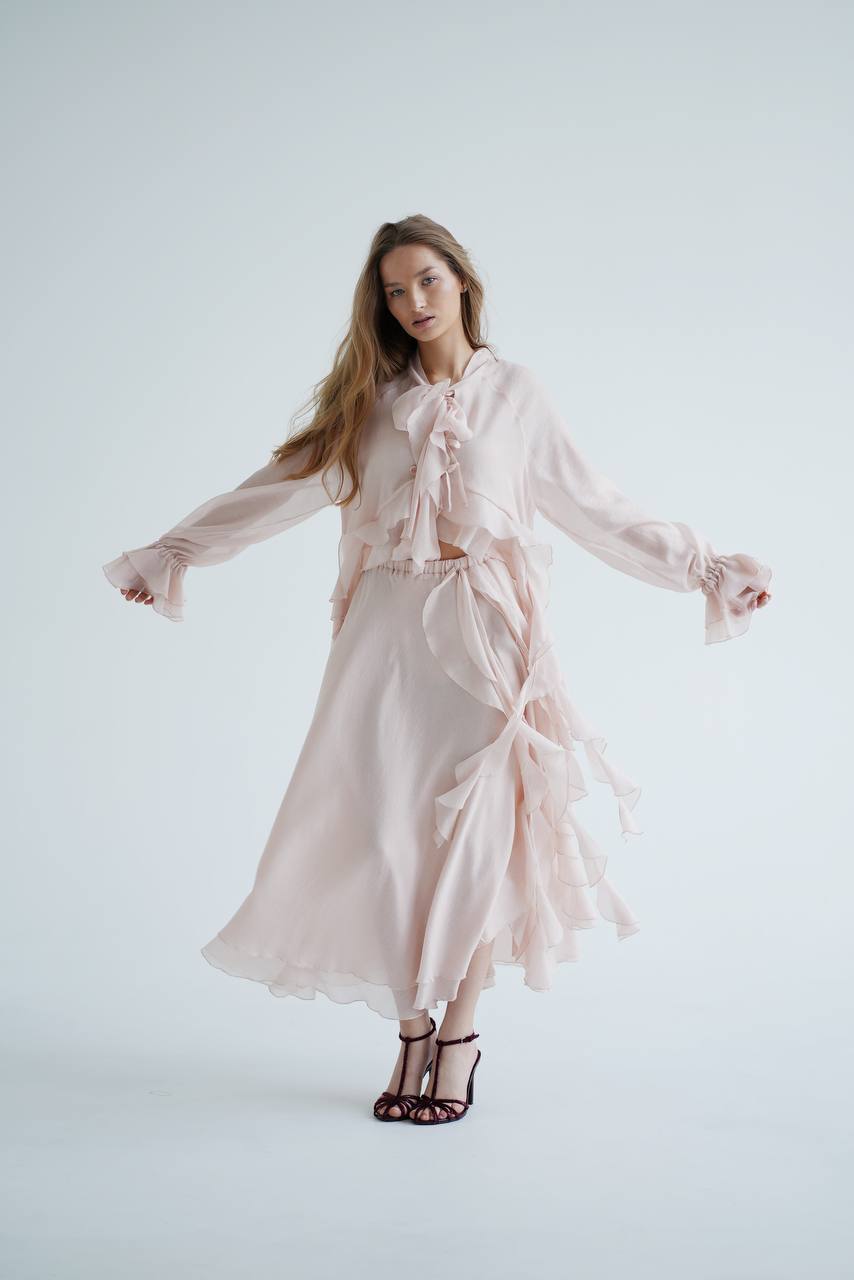 Блуза з шифону з рюшами і воланами, перламутрова