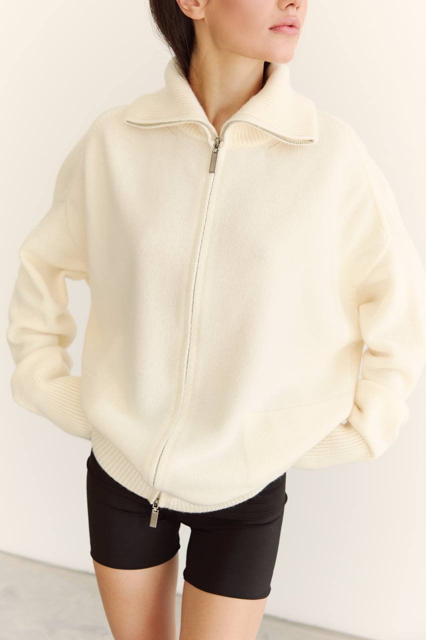 Lambswool cardigan with zipper, milky