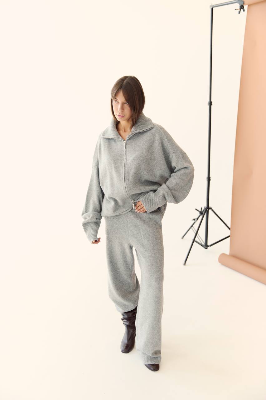 Cotton zip-up cardigan and trousers set, mocha