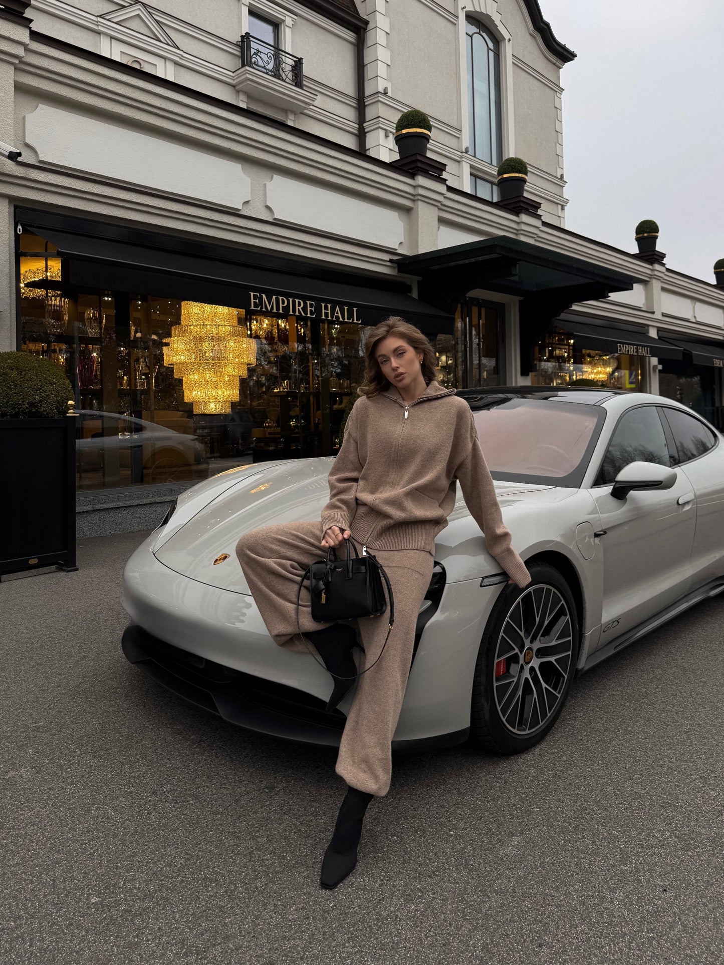 Lambswool zip-up cardigan and trousers set, mocha