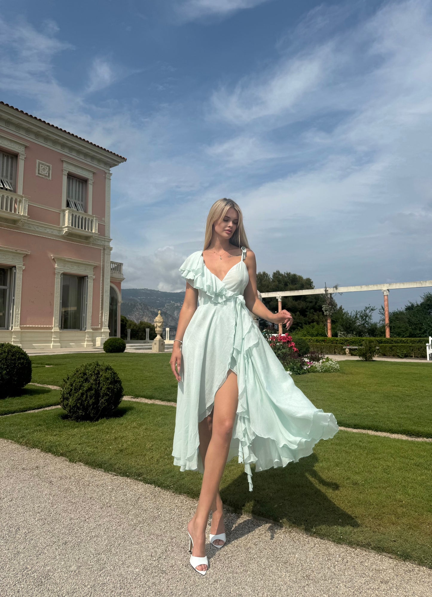 One-shoulder chiffon dress in copper, mint