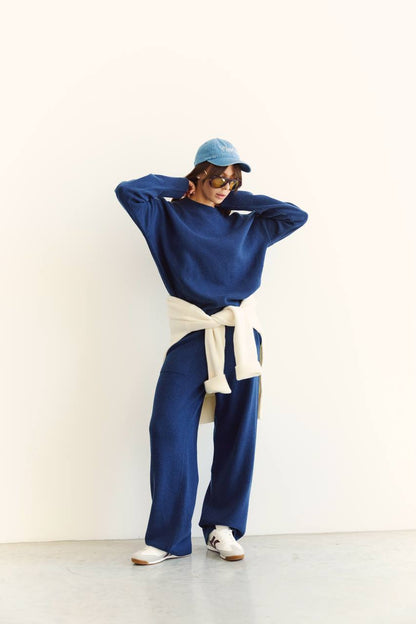 Lambswool sweater and pants set, navy blue