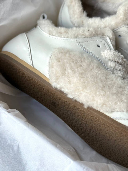 Кеди з хутром, молочний (термін передзамовлення 5-7 робочих днів)