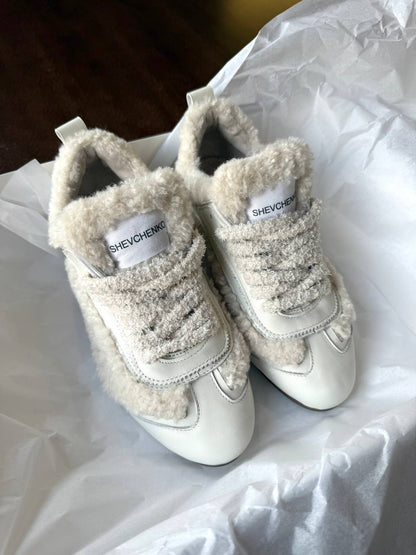 Кеди з хутром, молочний (термін передзамовлення 5-7 робочих днів)