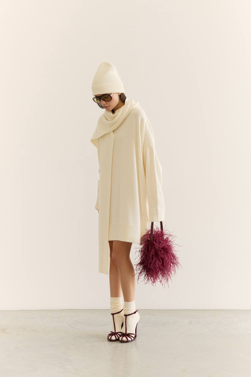 Сукня - светр з вовни ягня, молочний