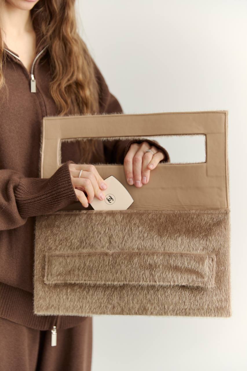 Клатч з екошкіри поні, карамельний