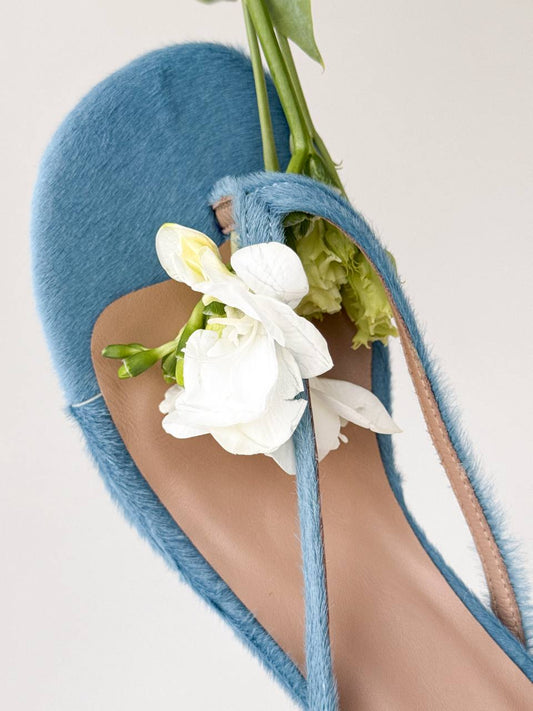 Відкриті мюлі на маленькому каблуку з натуральної шкіри поні, блакитний